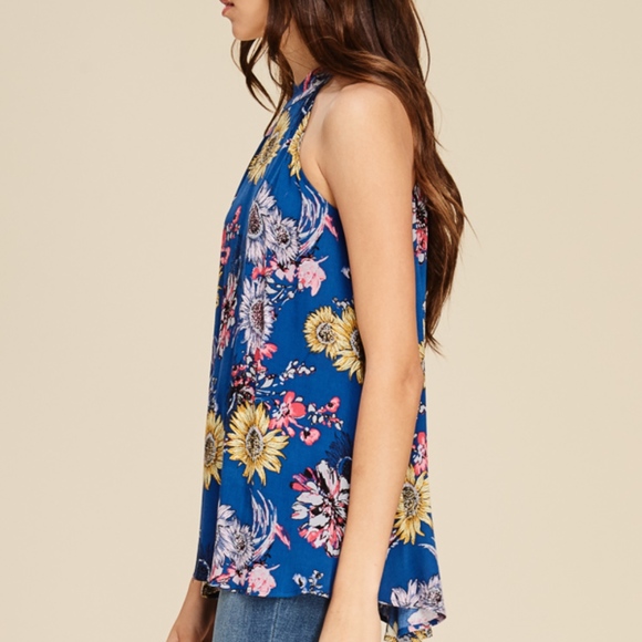 NWT Sunflower Floral Print Sleeveless Halter top - Picture 5 of 7